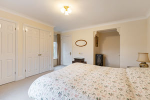 Bedroom- click for photo gallery